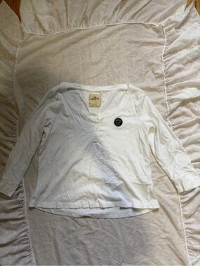 Vintage Hollister White 3/4 Long Sleeve Henley
